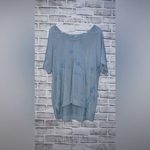 Old navy tie dye shirt 💙💙
